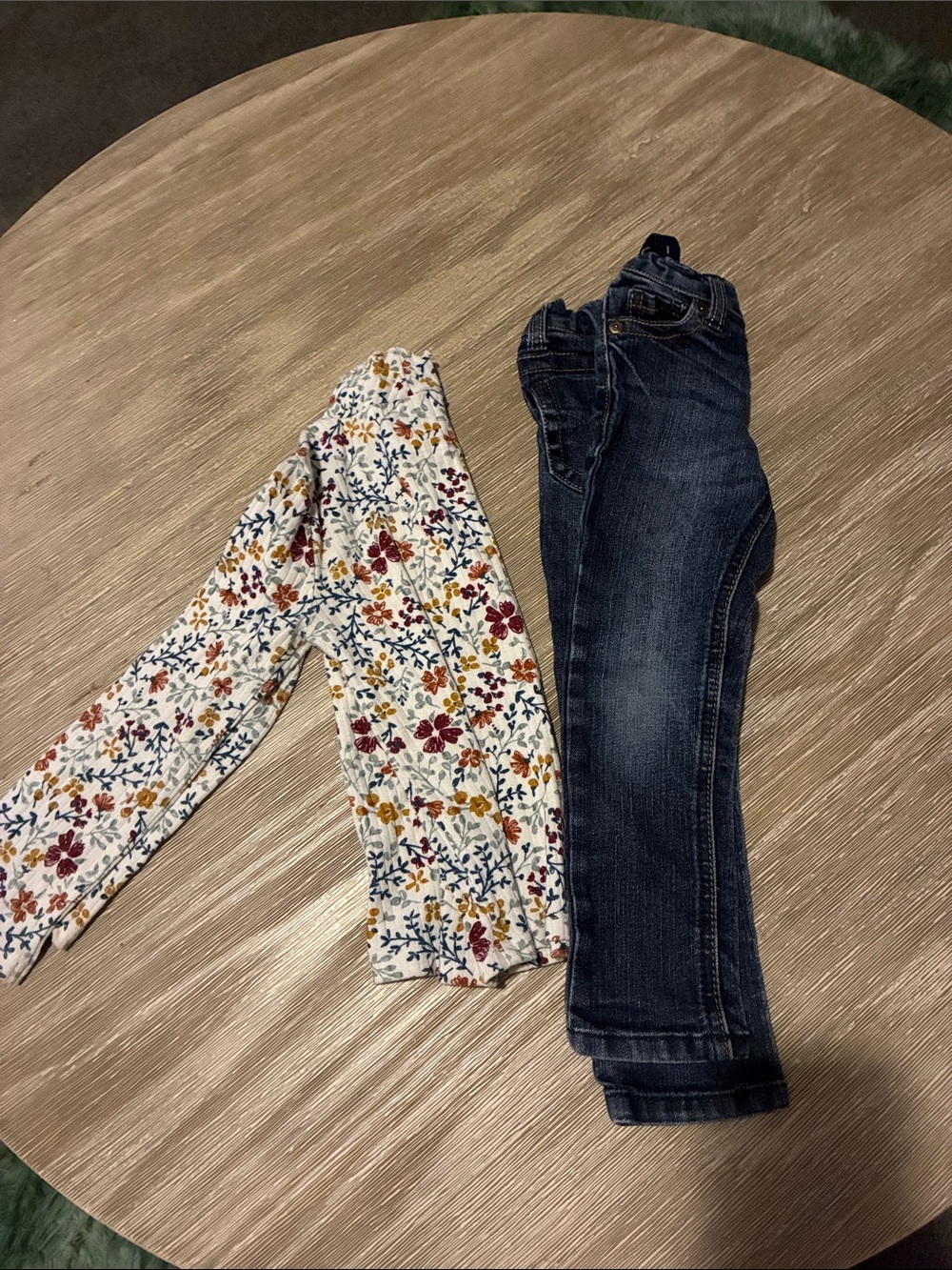 Girls Floral Long Sleeve Top and Dark Wash Guess Jeans